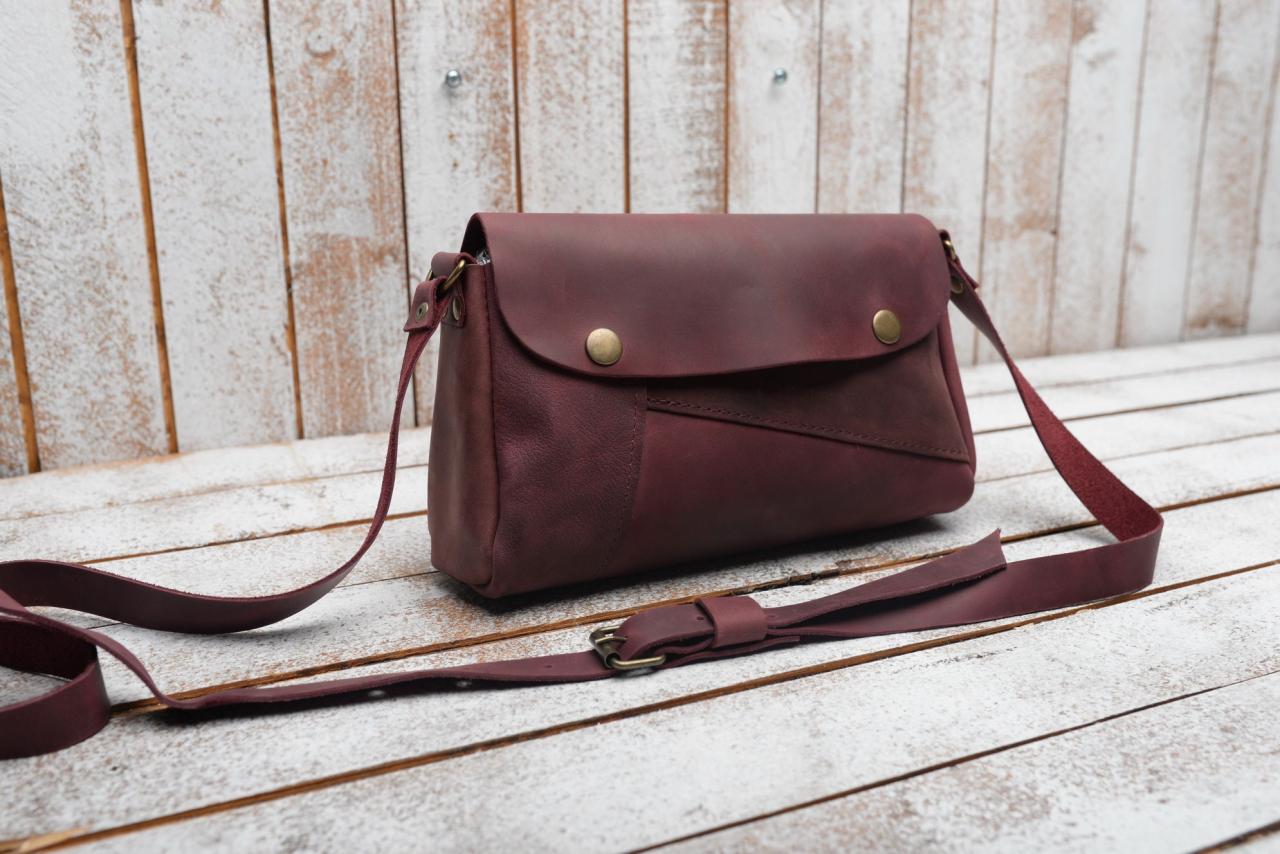 Leather Crossbody Bag - Oscar - Domini Leather